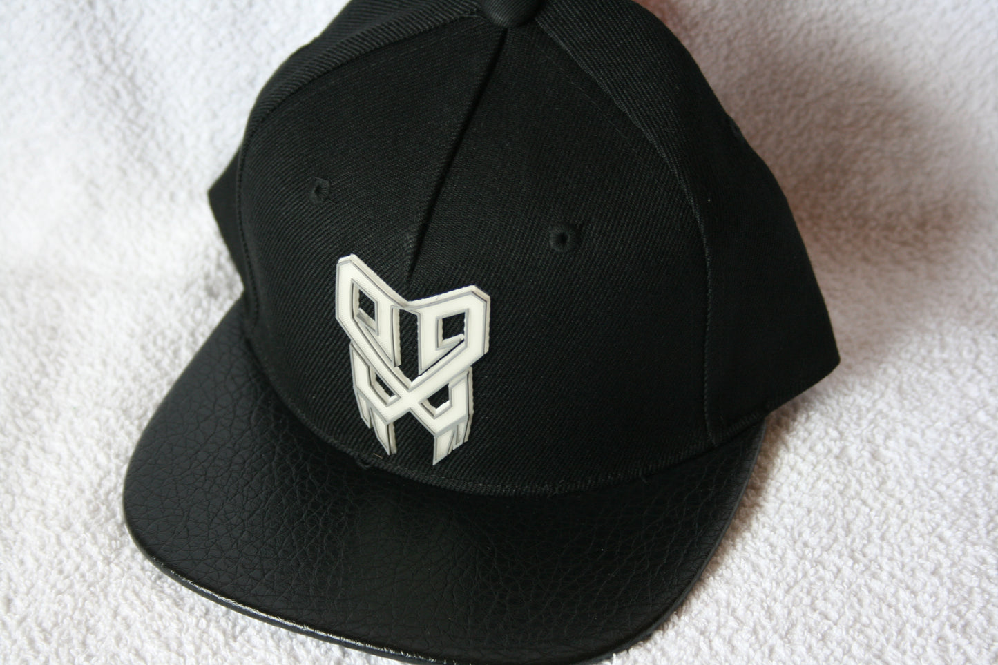 Casquette de basket Li-Ning avec visière en cuir, édition limitée, noire