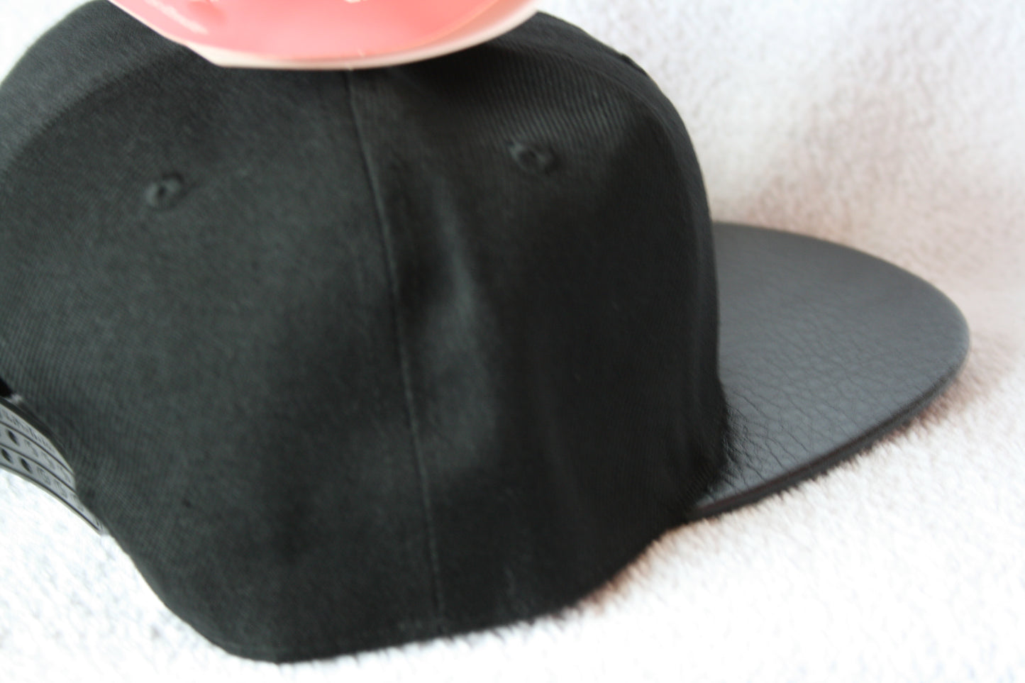 Casquette de basket Li-Ning avec visière en cuir, édition limitée, noire