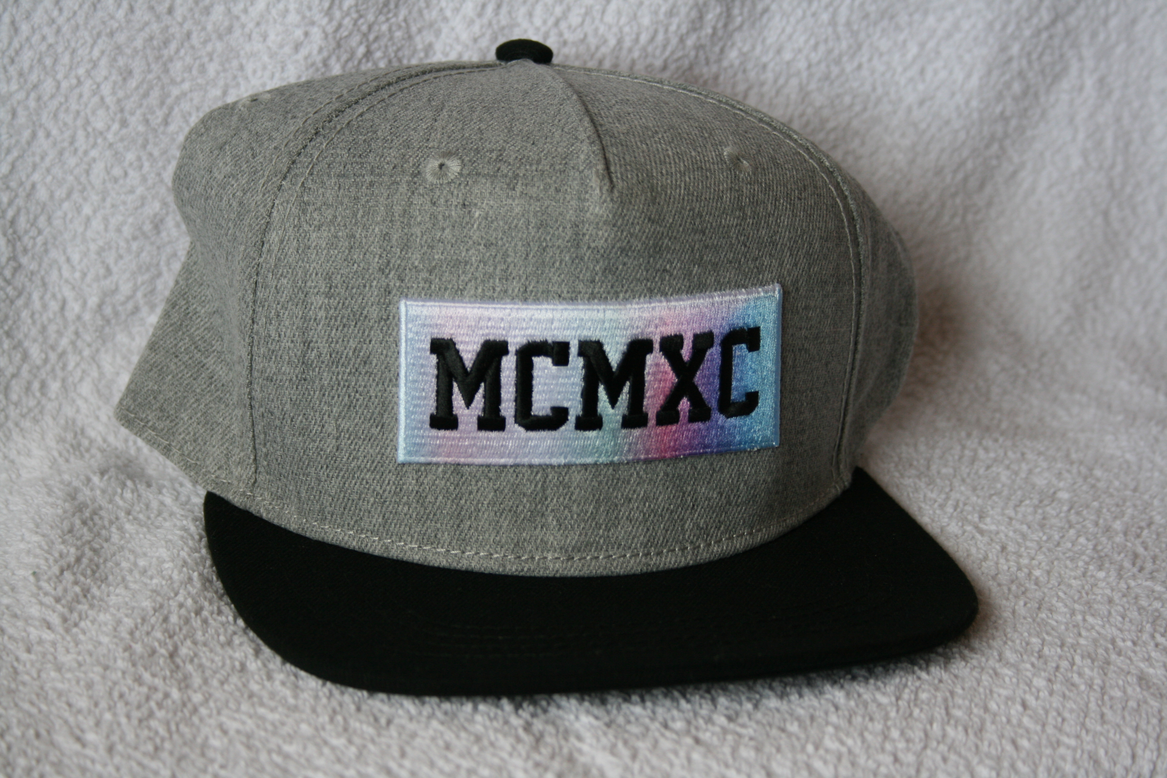 Li-Ning Cap MCMXC (1990) grau